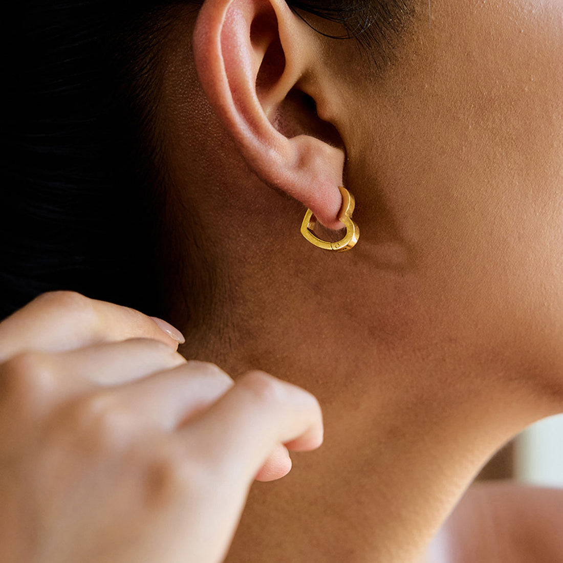 Coeur, boucles d'oreilles fini or 18 carat,  anneaux acier inoxydable en coeur