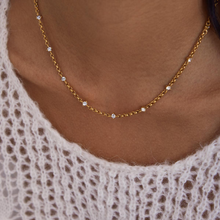 Charger l'image dans la galerie, Corinne, collier chaine neuf zircons
