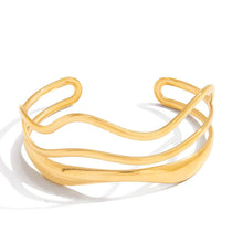 Load image into Gallery viewer, Anna, solid 18 kt gold-plated bracelet with airy wave design
