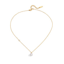 Charger l'image dans la galerie, Elena, collier minimaliste avec perle de verre et zircon
