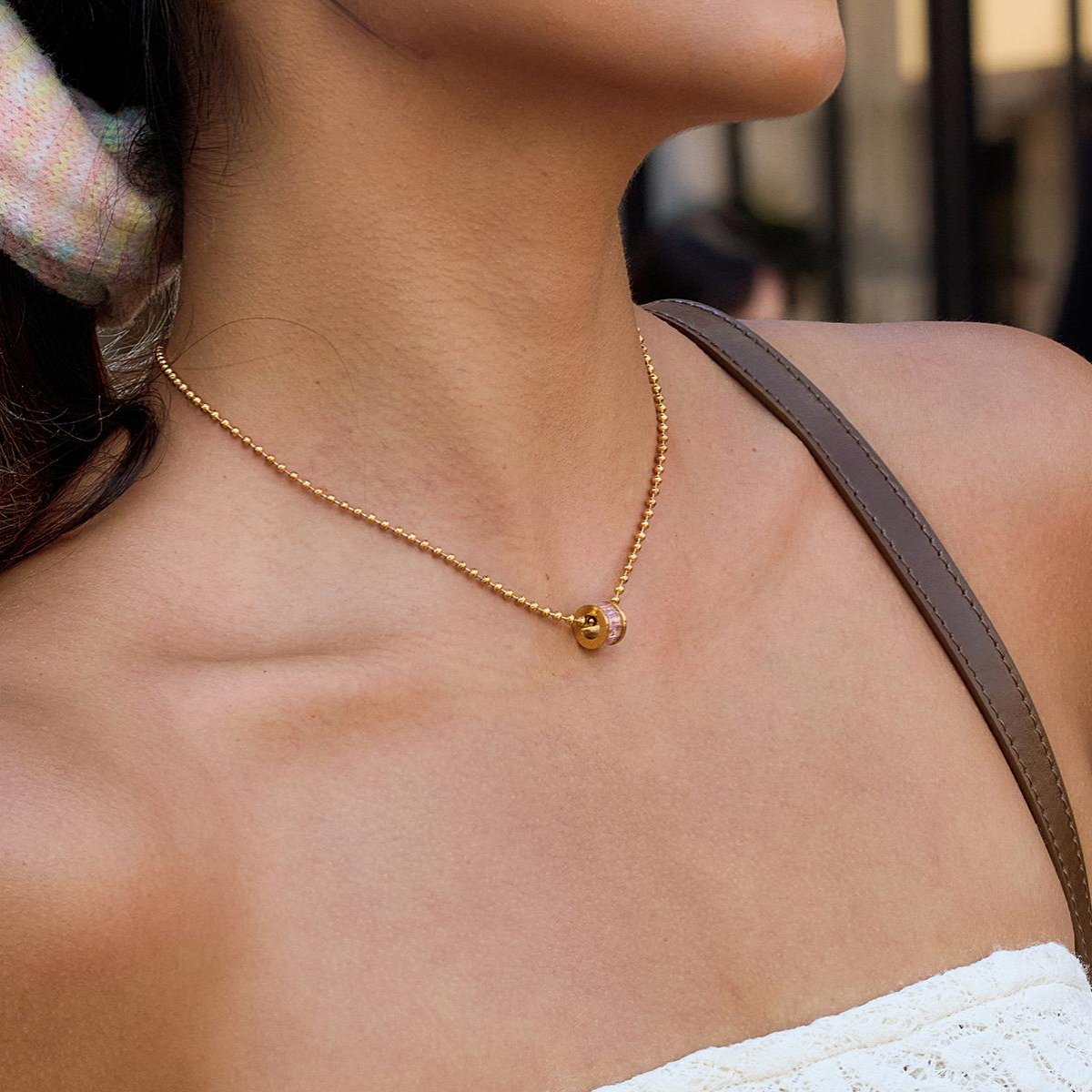Clara, collier pendentif bille rose zircon