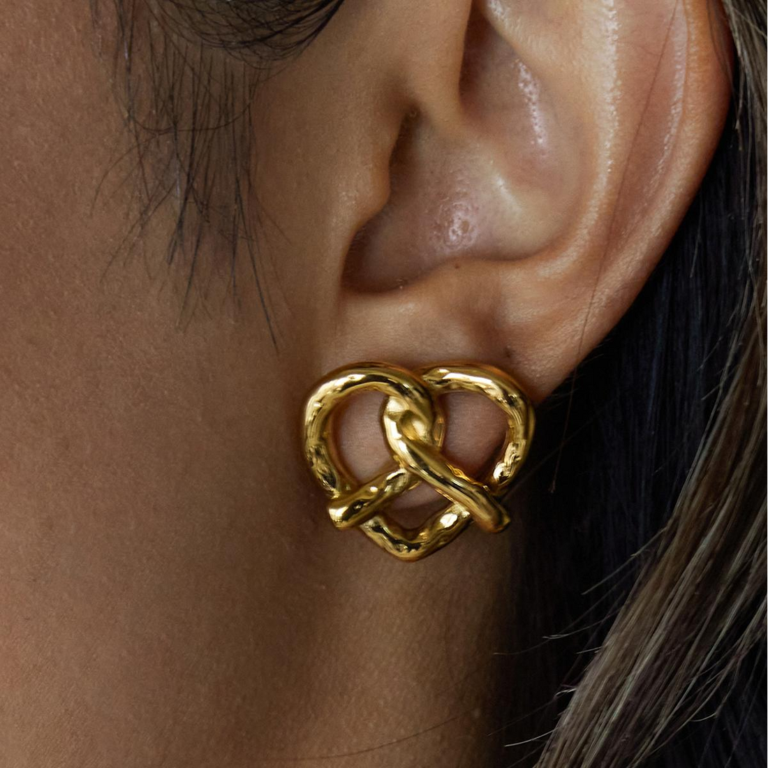 Pretzel , boucles d'oreilles fini or 18 carat, pretzel classic