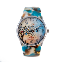 Load image into Gallery viewer, Women&#39;s fashion acrylic bracelet watch | BUTTERFLY TREE
