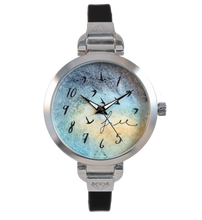 Charger l&#39;image dans la galerie, Montre femme fait à la main acier mince bracelet silicone | FREE
