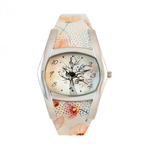 Load image into Gallery viewer, bracelet fleuri en cuir souple
